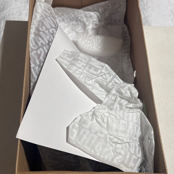 Steve Madden Fuchsia Strappy Heels - Picture 3 of 4